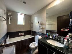 Landbay Condominium (D16), Condominium #569725611